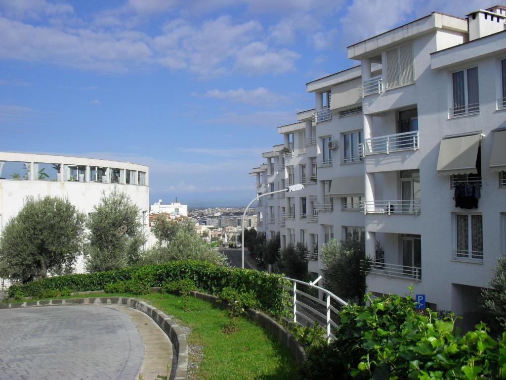 Casa de hóspedes Kodra E Diellit