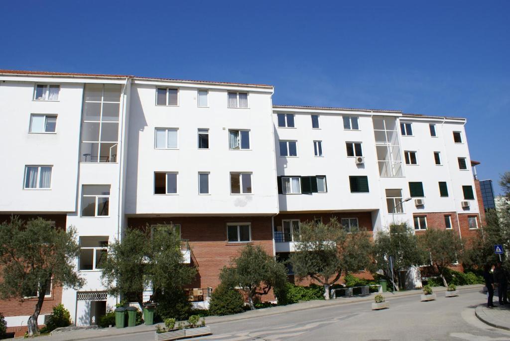 Casa de hóspedes Kodra E Diellit